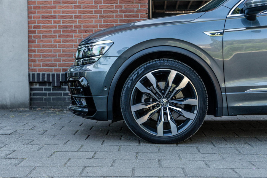 Volkswagen Tiguan 2.0 TSI 4Motion R-Line Pano / Trekhaak / Camera