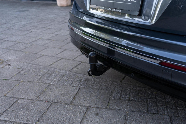 Volkswagen Tiguan 2.0 TSI 4Motion R-Line Pano / Trekhaak / Camera
