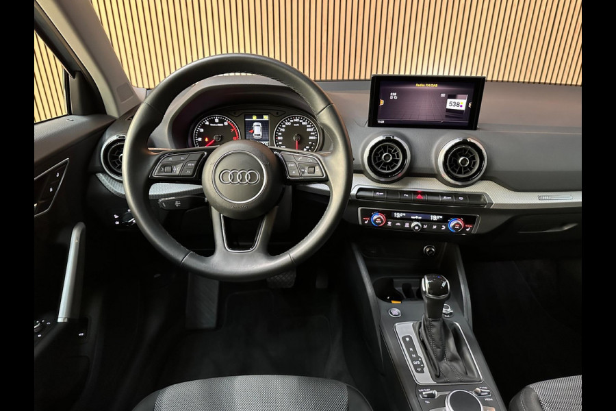 Audi Q2 35 TFSI S Line Edition 150PK - Carplay - Climate