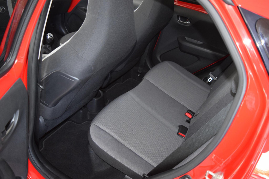Toyota Aygo 1.0 VVT-i x-joy cabrio|carplay|als nieuw