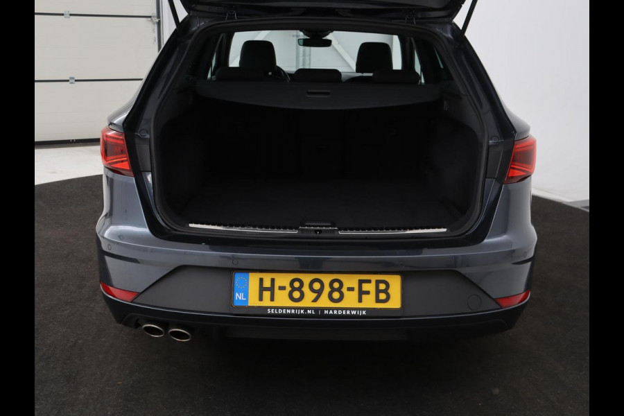 Seat Leon 1.5 TSI FR Business Intens | Panoramadak | Full LED | Sfeerverlichting | Caplay | Navigatie | Sportstoelen | Keyless | Climate control
