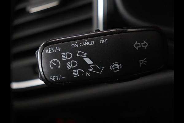 Seat Leon 1.5 TSI FR Business Intens | Panoramadak | Full LED | Sfeerverlichting | Caplay | Navigatie | Sportstoelen | Keyless | Climate control