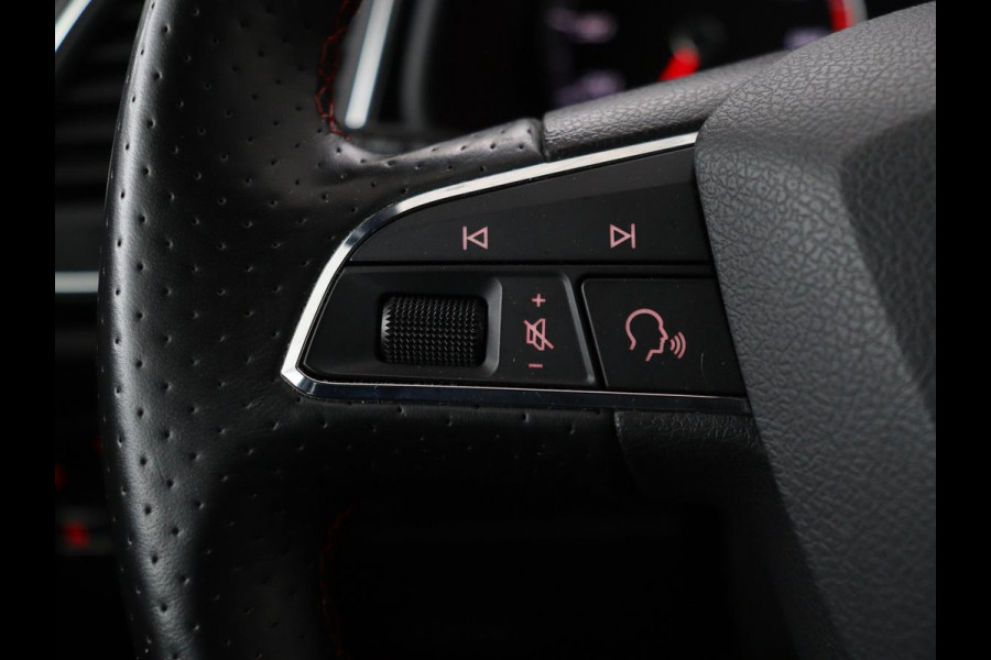 Seat Leon 1.5 TSI FR Business Intens | Panoramadak | Full LED | Sfeerverlichting | Caplay | Navigatie | Sportstoelen | Keyless | Climate control
