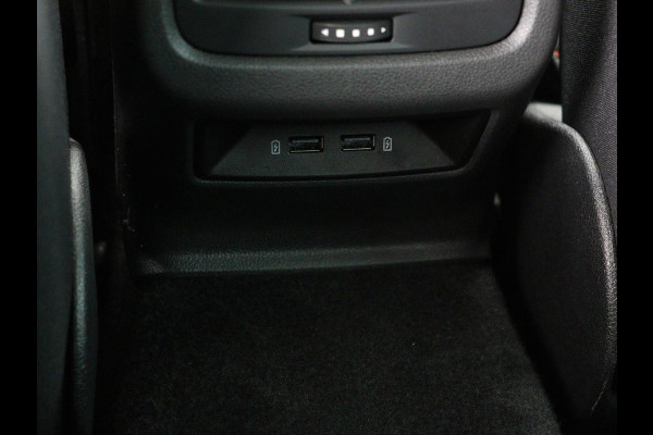 Seat Leon 1.5 TSI FR Business Intens | Panoramadak | Full LED | Sfeerverlichting | Caplay | Navigatie | Sportstoelen | Keyless | Climate control