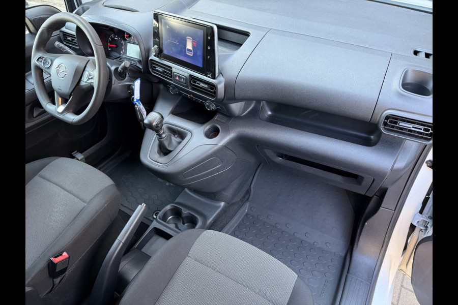 Opel Combo 1.5D 102PK EURO6 L2H1 Standaard Navigatie systeem/cruise control/app Connect
