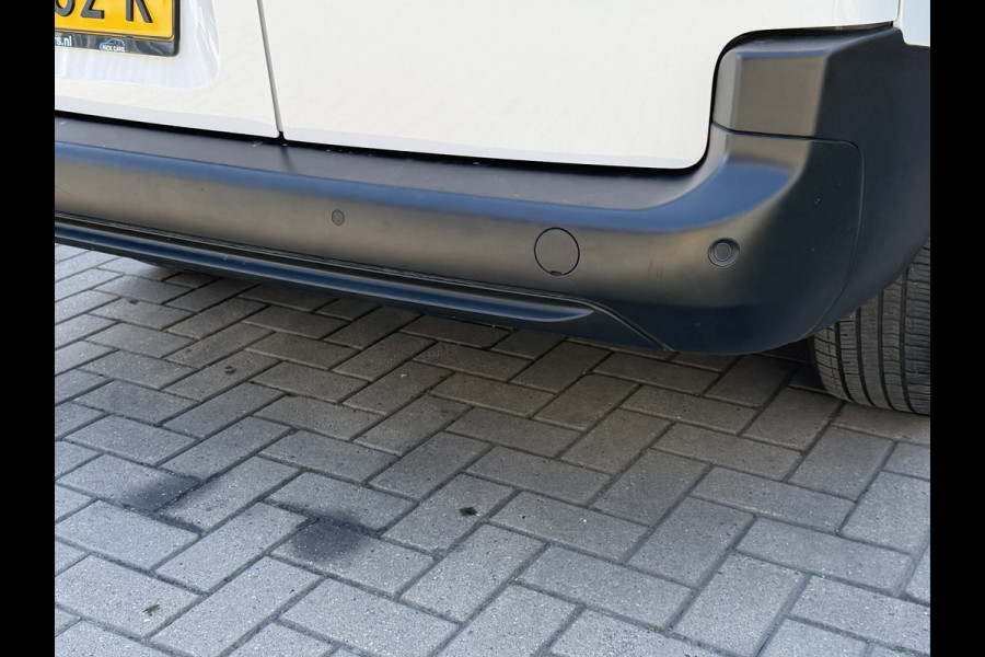 Opel Combo 1.5D 102PK EURO6 L2H1 Standaard Navigatie systeem/cruise control/app Connect
