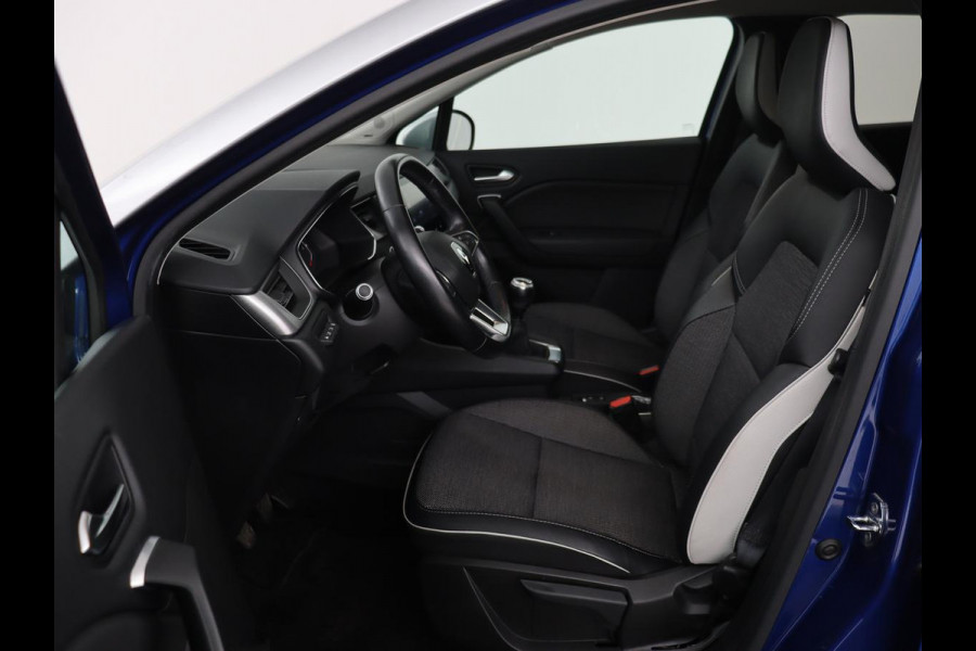 Renault Captur 1.0 TCe Intens | Trekhaak | Camera | Carplay | Climate control | Keyless | Full LED | Cruise control | Bluetooth | Getint glas