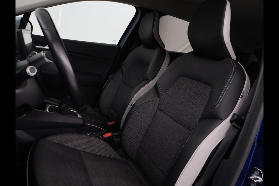 Renault Captur 1.0 TCe Intens | Trekhaak | Camera | Carplay | Climate control | Keyless | Full LED | Cruise control | Bluetooth | Getint glas