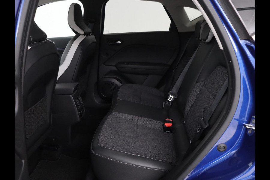 Renault Captur 1.0 TCe Intens | Trekhaak | Camera | Carplay | Climate control | Keyless | Full LED | Cruise control | Bluetooth | Getint glas