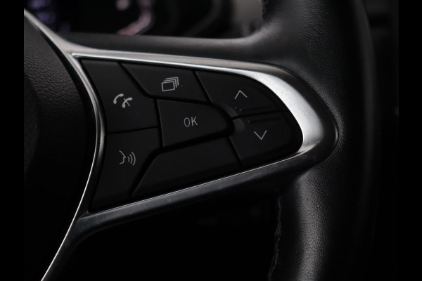 Renault Captur 1.0 TCe Intens | Trekhaak | Camera | Carplay | Climate control | Keyless | Full LED | Cruise control | Bluetooth | Getint glas