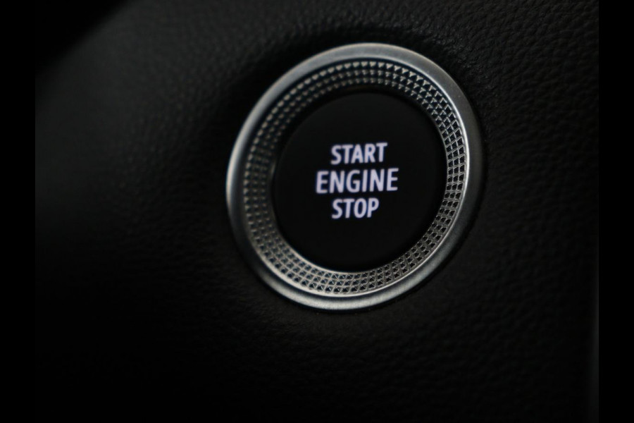 Renault Captur 1.0 TCe Intens | Trekhaak | Camera | Carplay | Climate control | Keyless | Full LED | Cruise control | Bluetooth | Getint glas