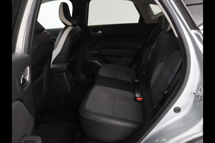 Renault Captur 1.3 TCe Edition One | 154pk | Automaat | Trekhaak | Camera | Half leder | Carplay | BOSE Sound | Full LED | Navigatie | Climate control