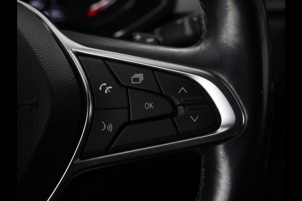 Renault Captur 1.3 TCe Edition One | 154pk | Automaat | Trekhaak | Camera | Half leder | Carplay | BOSE Sound | Full LED | Navigatie | Climate control