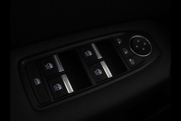 Renault Captur 1.3 TCe Edition One | 154pk | Automaat | Trekhaak | Camera | Half leder | Carplay | BOSE Sound | Full LED | Navigatie | Climate control
