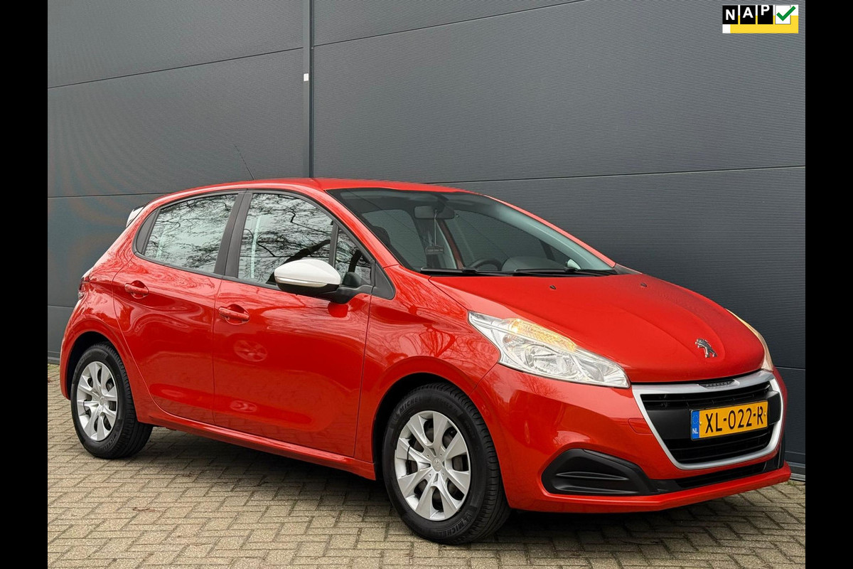 Peugeot 208 1.2 PureTech Like AIRCO| CRUISE | ELEK RAMEN | NWE APK Peugeot 208 1.2 PureTech Like AIRCO| CRUISE | ELEK RAMEN | NWE APK