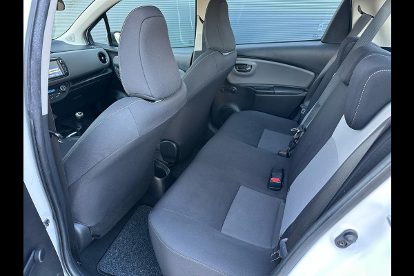 Toyota Yaris 1.0 VVT-i Aspiration 1STE EIGEN | CARPLAY | CAMERA | BTW