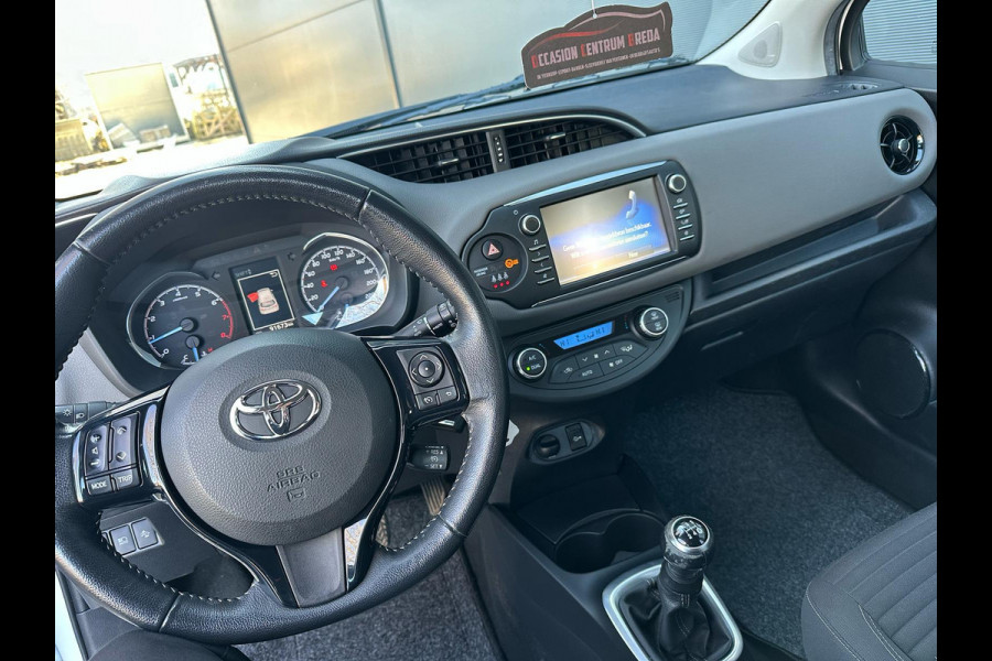 Toyota Yaris 1.0 VVT-i Aspiration 1STE EIGEN | CARPLAY | CAMERA | BTW