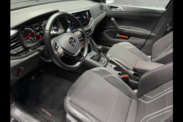 Volkswagen Polo 1.0 TSI R-LINE | PANO | CARPLAY | HALF LEDER | BTW | NWE APK