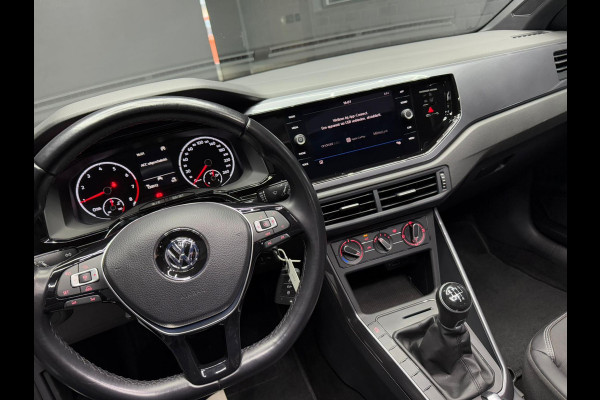 Volkswagen Polo 1.0 TSI R-LINE | PANO | CARPLAY | HALF LEDER | BTW | NWE APK