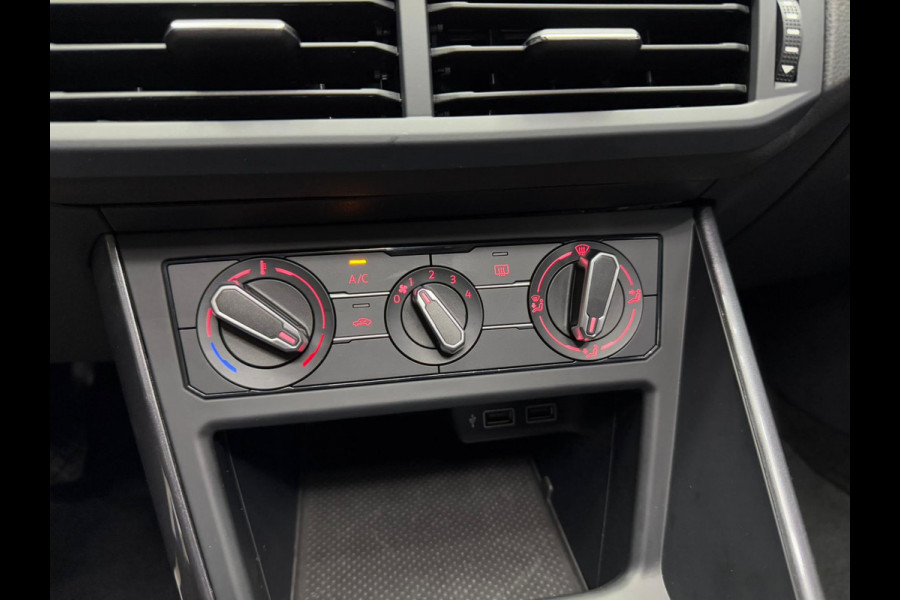 Volkswagen Polo 1.0 TSI R-LINE | PANO | CARPLAY | HALF LEDER | BTW | NWE APK