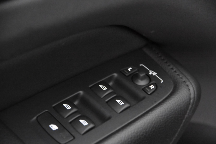 Volvo XC60 2.0 Recharge T6 AWD Inscription *1ste Eigenaar*Panoramadak*