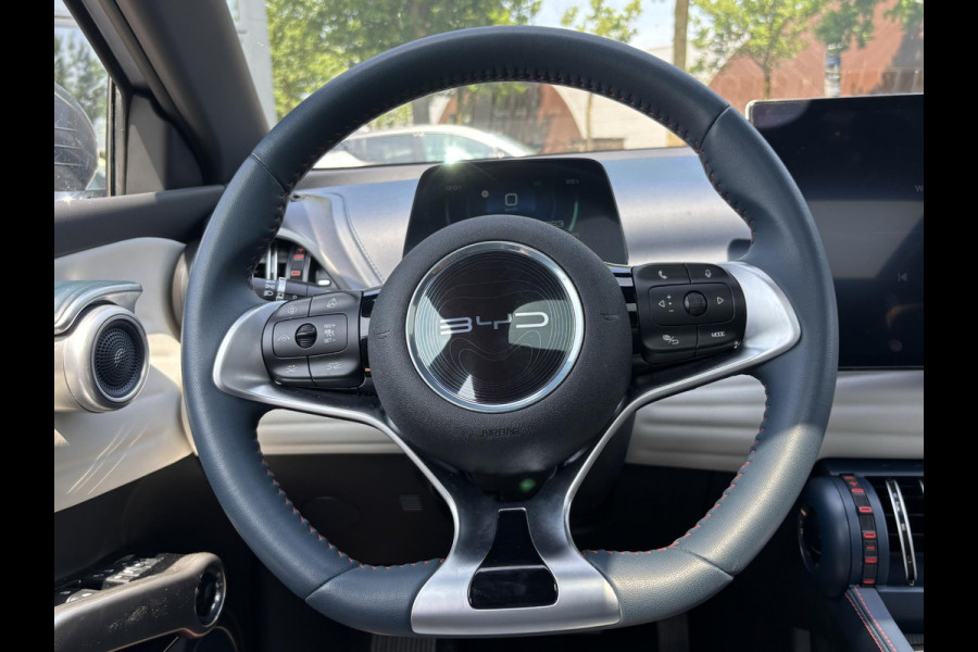BYD ATTO 3 Design COMPLETE AUTO | RIJKLAAR INCL. FABR. GARANTIE T/M 2029 | AANDRIJFLIJN EN ACCU ZELFS T/M 2031