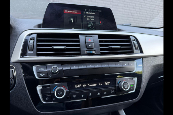 BMW 1-serie 118i Corporate Lease Executive NAVI | PDC | AIRCO | CRUISE | NWE APK