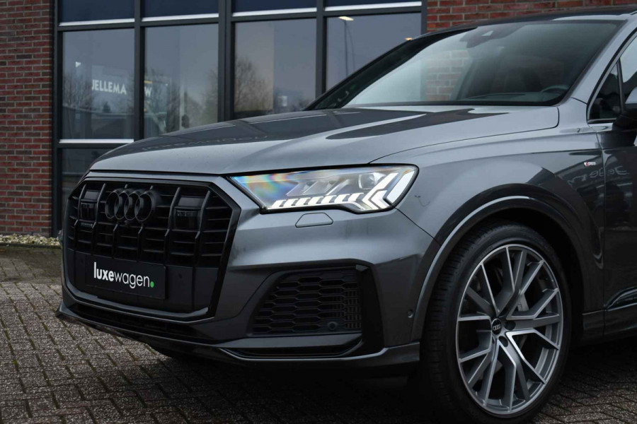 Audi Q7 55 TFSI quattro S-Line 7-pers Pano S-zetels Trekh ACC HUD B&O 360 Soft-close