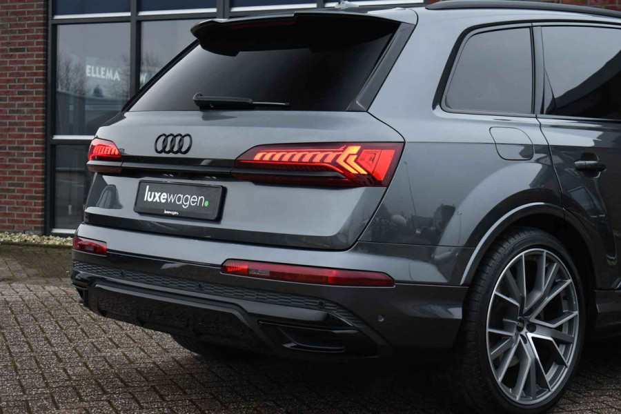 Audi Q7 55 TFSI quattro S-Line 7-pers Pano S-zetels Trekh ACC HUD B&O 360 Soft-close
