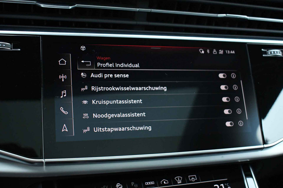 Audi Q7 55 TFSI quattro S-Line 7-pers Pano S-zetels Trekh ACC HUD B&O 360 Soft-close