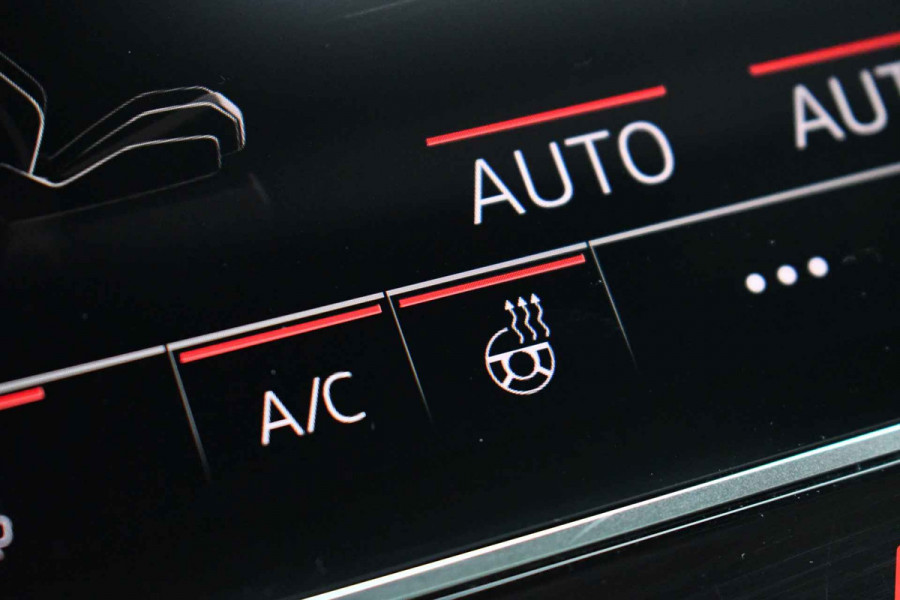 Audi Q7 55 TFSI quattro S-Line 7-pers Pano S-zetels Trekh ACC HUD B&O 360 Soft-close