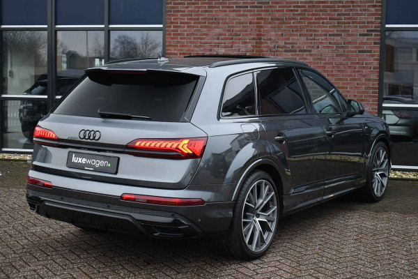 Audi Q7 55 TFSI quattro S-Line 7-pers Pano S-zetels Trekh ACC HUD B&O 360 Soft-close