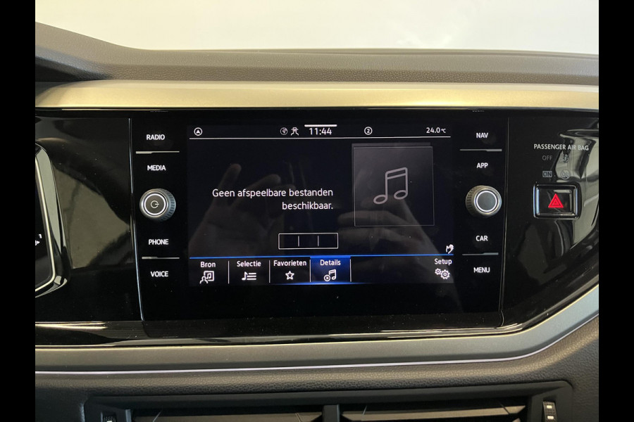 Volkswagen Polo 1.0 TSI DSG Life Automaat Navigatie Apple Carplay/ Android Auto Camera Parkeersensoren Adaptive Cruise Control Stoelverwarming Virtual Cockpit Climate Control