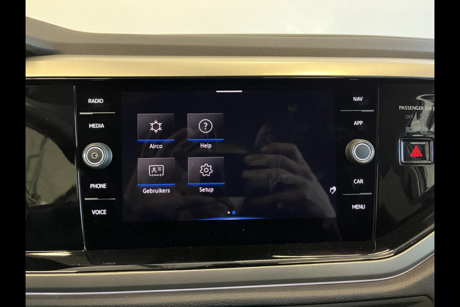 Volkswagen Polo 1.0 TSI DSG Life Automaat Navigatie Apple Carplay/ Android Auto Camera Parkeersensoren Adaptive Cruise Control Stoelverwarming Virtual Cockpit Climate Control