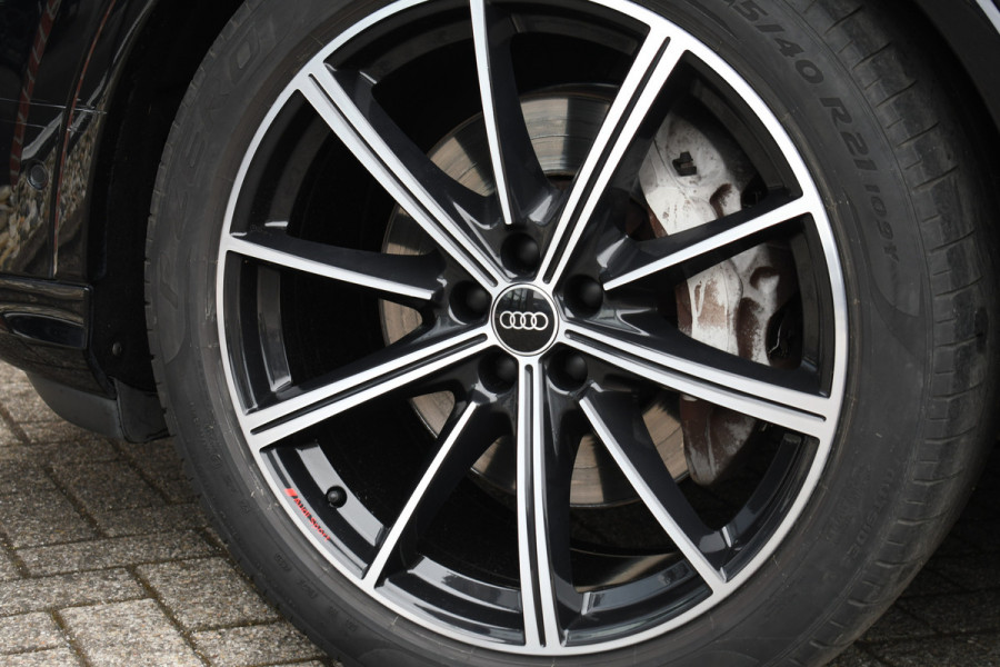 Audi Q7 55 TFSI quattro grijs-kenteken Pano 360-cam 21inch 4wielbest laser-LED