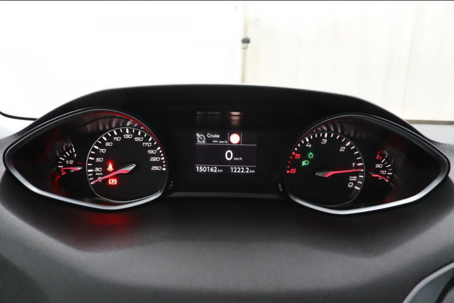 Peugeot 308 SW 1.6 BlueHDI Premium*PANO*CAM*CRUISE*NAVI*ECC*TEL*