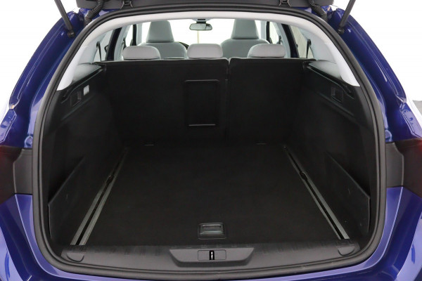 Peugeot 308 SW 1.6 BlueHDI Premium*PANO*CAM*CRUISE*NAVI*ECC*TEL*