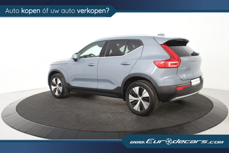 Volvo XC40 1.5 T4 Recharge *1ste Eigenaar*Navigatie*Stoelverwarming*Camera*
