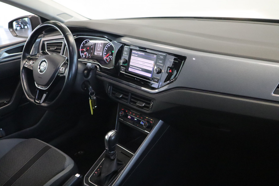 Volkswagen Polo 1.0 TSI Highline ACC Climate Automaat NAP Trekhaak