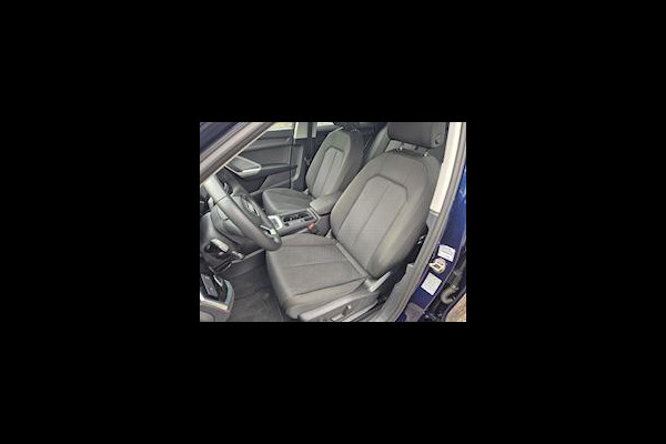 Audi Q3 45 TFSI e Advanced edition ,Navigatie/carplay/android,parksensoren,achteruitrijcamera,elecstoelen+verwarming.