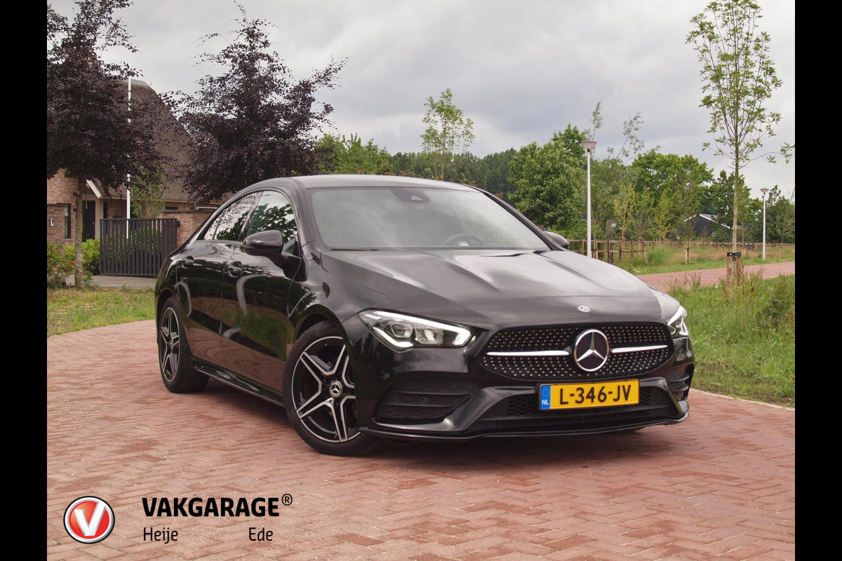 Mercedes-Benz CLA-Klasse 180 Premium Plus | Amg-Pakket | Camera | Apple Carplay | Cruise Control | Nieuw Model | Mercedes-Benz CLA-Klasse 180 Premium Plus | Amg-Pakket | Camera | Apple Carplay | Cruise Control | Nieuw Model |