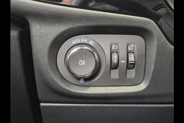 Opel Corsa 1.2 Turbo Hybrid Yes Automaat | Parkeersensoren Achter | Apple Carplay/Android Auto | Stoel/Stuurverwarming |