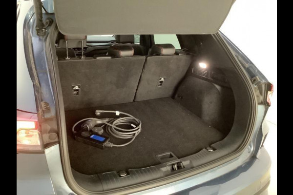 Ford Kuga 2.5 PHEV ST-Line X 225pk | Driver Assistance Pack | Winterpack | Wegklapbare Trekhaak | Technology Pack | 19 inch Licht metaal