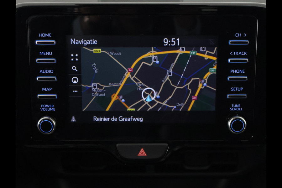 Toyota Yaris 1.5 Hybrid First Edition Bi-Tone | 1e eigenaar | Dealer onderhouden | Apple Carplay & AndroidAUTO | Camera | Navigatie |