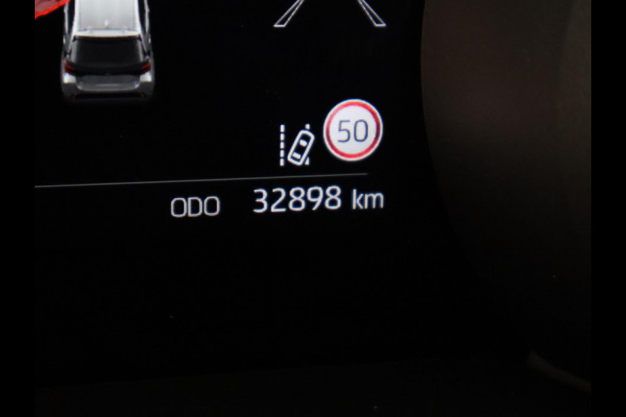 Toyota Yaris 1.5 Hybrid First Edition Bi-Tone | 1e eigenaar | Dealer onderhouden | Apple Carplay & AndroidAUTO | Camera | Navigatie |