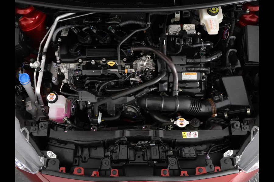 Toyota Yaris 1.5 Hybrid First Edition Bi-Tone | 1e eigenaar | Dealer onderhouden | Apple Carplay & AndroidAUTO | Camera | Navigatie |