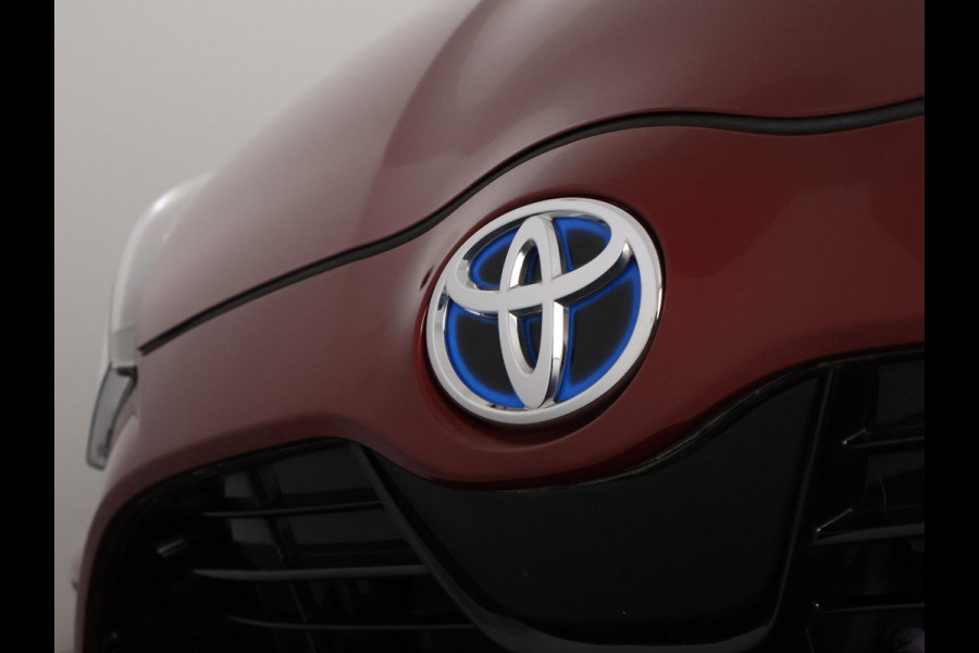 Toyota Yaris 1.5 Hybrid First Edition Bi-Tone | 1e eigenaar | Dealer onderhouden | Apple Carplay & AndroidAUTO | Camera | Navigatie |