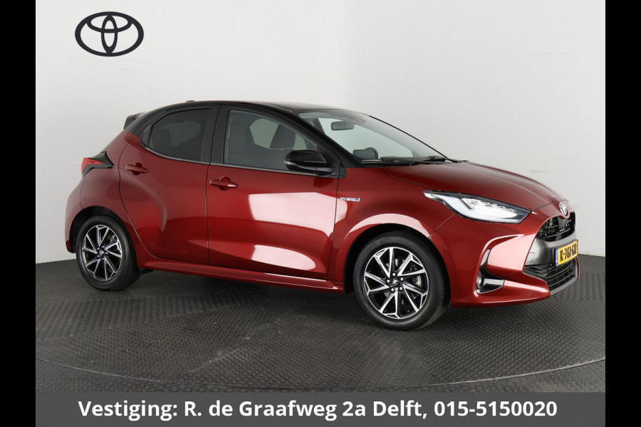 Toyota Yaris 1.5 Hybrid First Edition Bi-Tone | 1e eigenaar | Dealer onderhouden | Apple Carplay & AndroidAUTO | Camera | Navigatie |