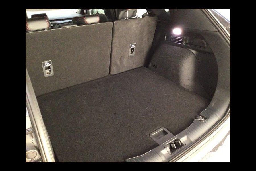 Ford Kuga 2.5 PHEV ST-Line X 225pk | Driver Assistance Pack | Winterpack | Wegklapbare Trekhaak | 1.500kg Trekgewicht | Verlengde fabrieksgarantie tot 08-2028