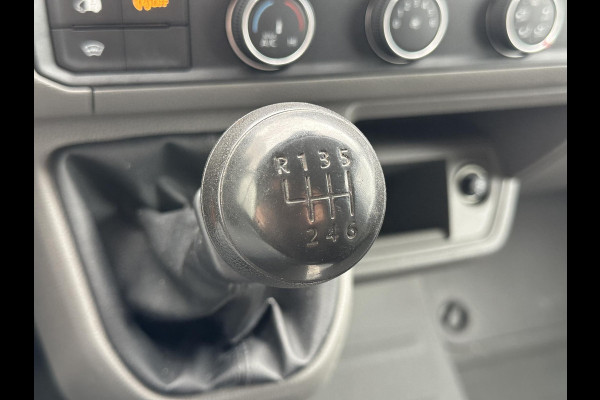 Volkswagen Crafter 35 2.0 TDI L3H3 Trendline*A/C*HAAK*PDC*CRUISE*TEL*